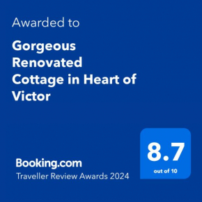 Gorgeous Renovated Cottage in Heart of Victor